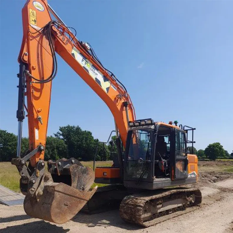 14T Excavator Doosan DX140LC 2022