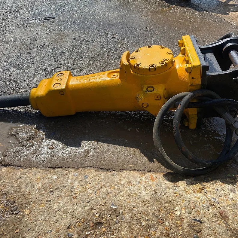 1.5T Breaker Unit Epiroc SB102 2019