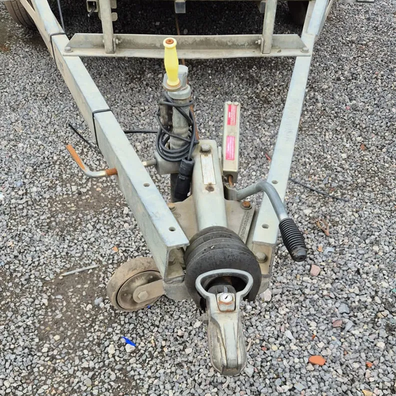 2T Plant Trailer Indespension 2015