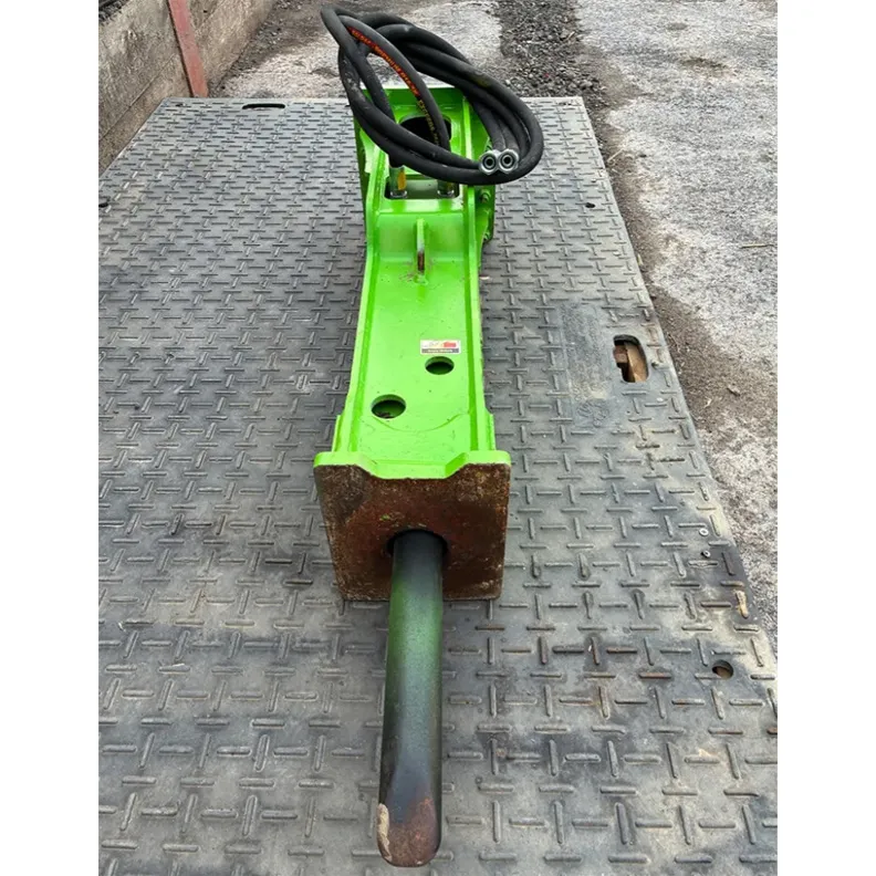 3T Attachment Breaker Impact CB300S 2023