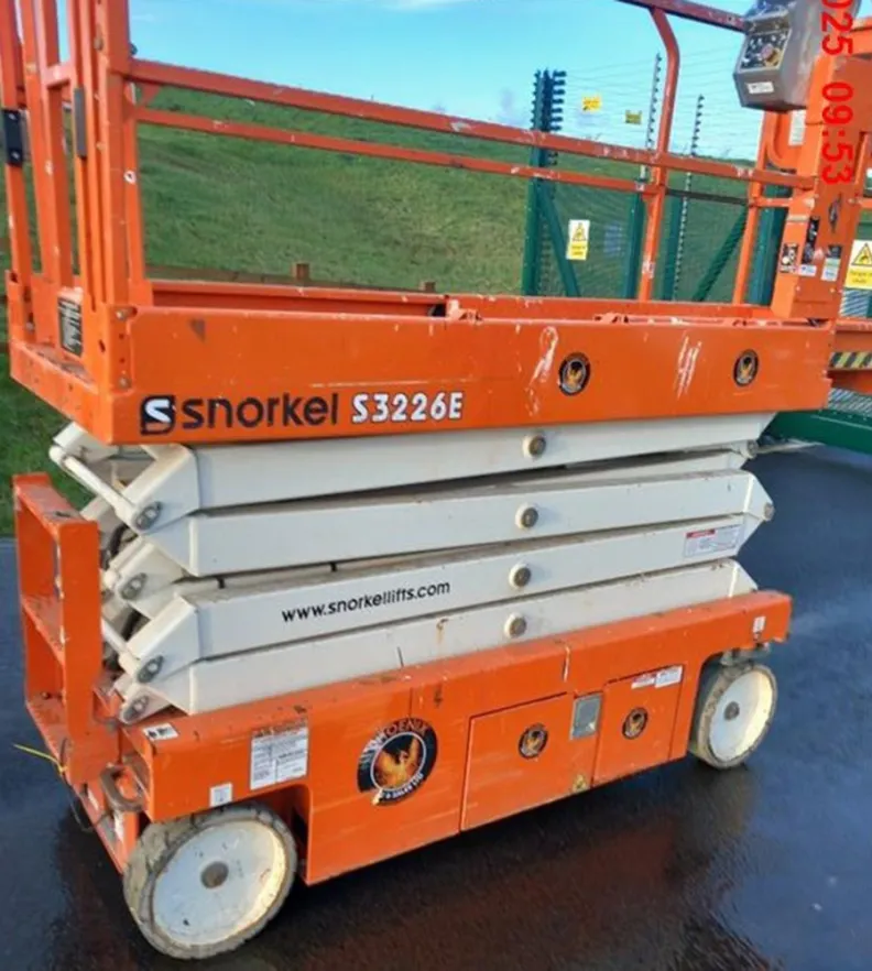 6M Scissor Lift Snorkel S3226E 2019