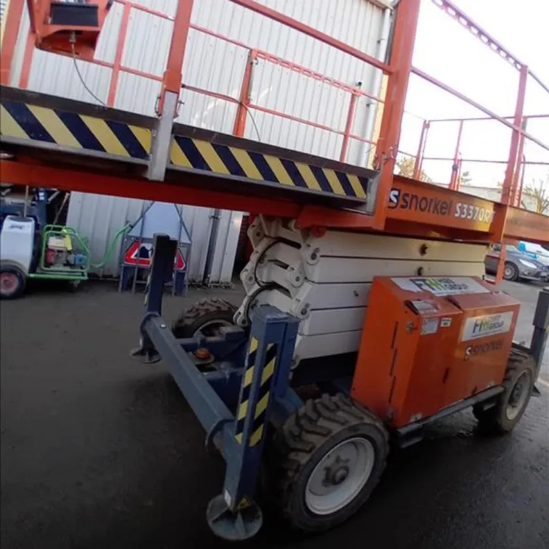 10m Scissor Lift (Rough Terrain) Snorkel S3370RT 2021