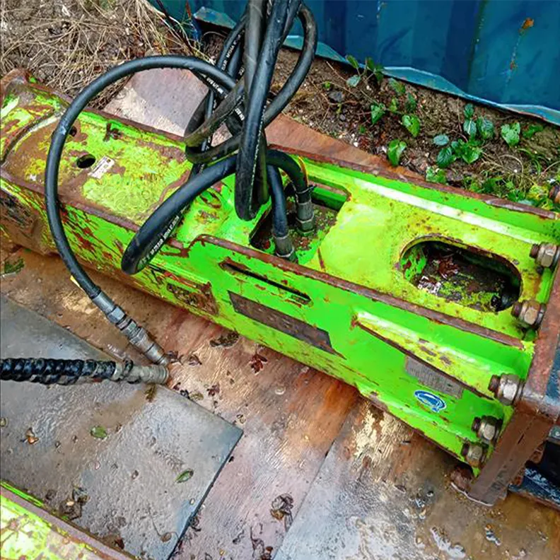 8T Breaker Attachment Impact IB430S 2019