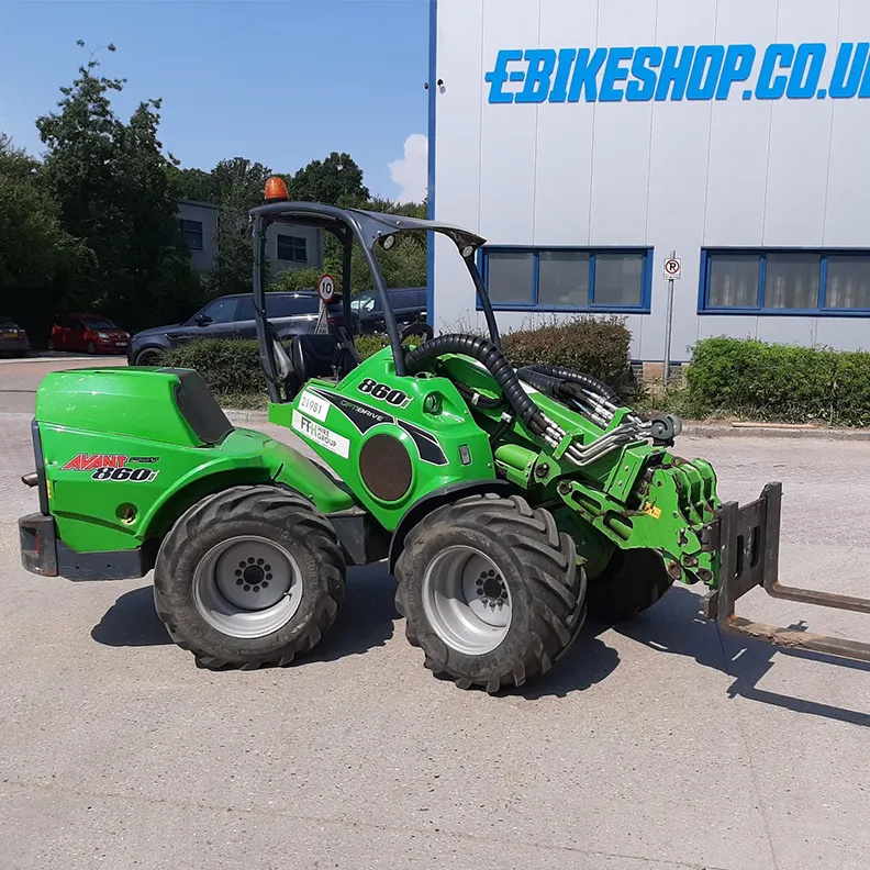 Multi Loader Avant 860i 2021