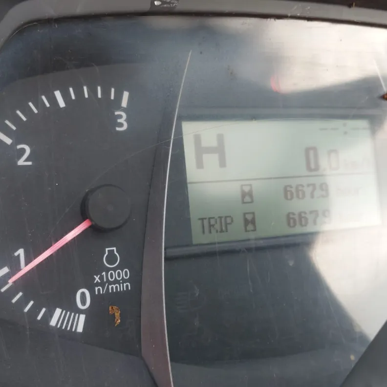 42hp Kubota L1421 Tractor 2019