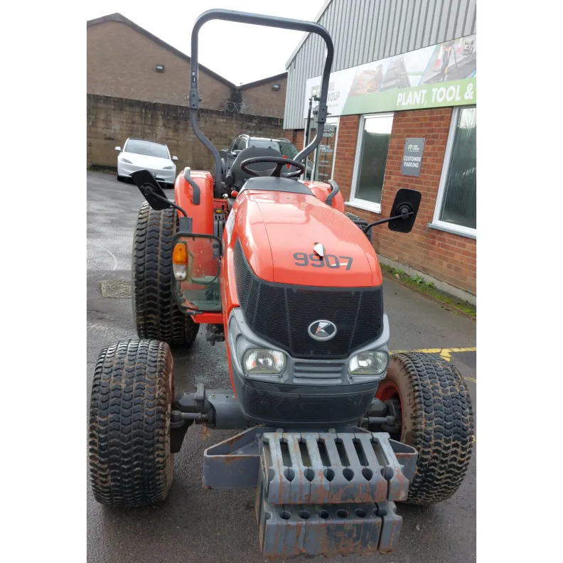 42hp Kubota L1421 Tractor 2019