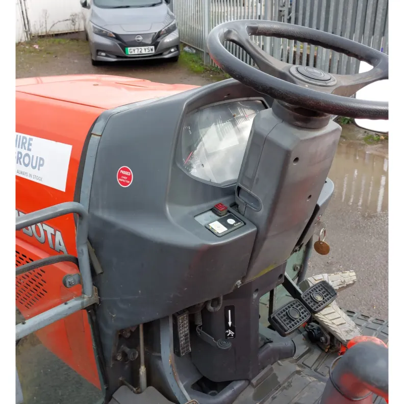 42hp Kubota L1421 Tractor 2019